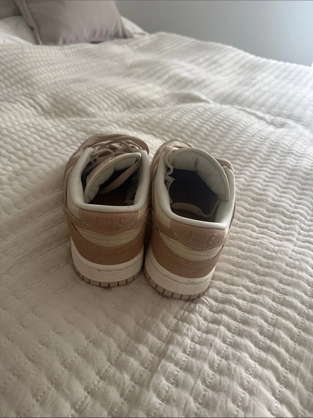 Nike Womens Sand Drift Low dunks Sneakers